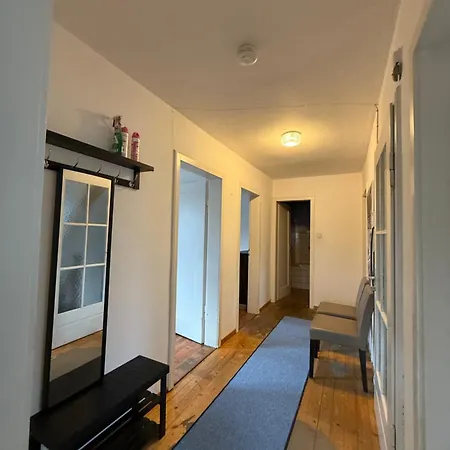 Familien Und Handwerkerwohnung In 6betten * Winnenden