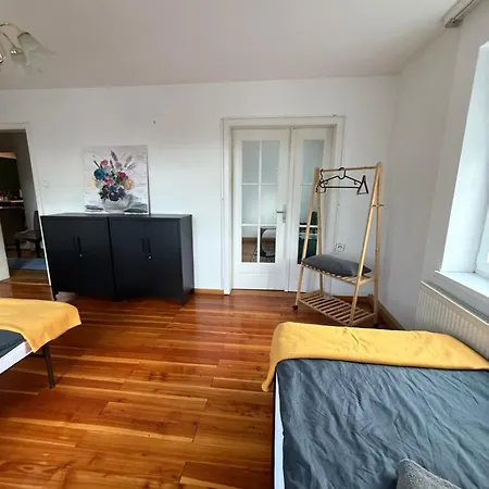 Familien Und Handwerkerwohnung In 6betten Appartement Winnenden